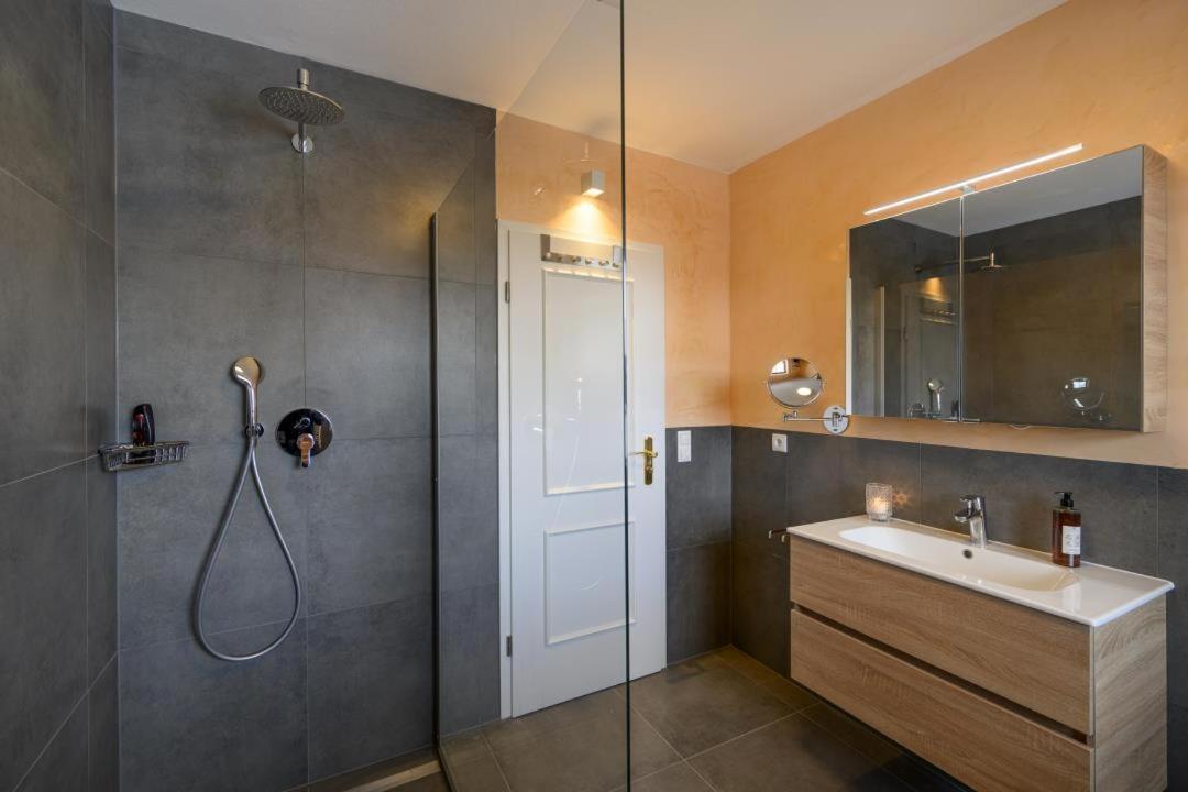 Ferienhaus Die 12 Mit 4 Schlafzimmern In Garmisch Esterno foto