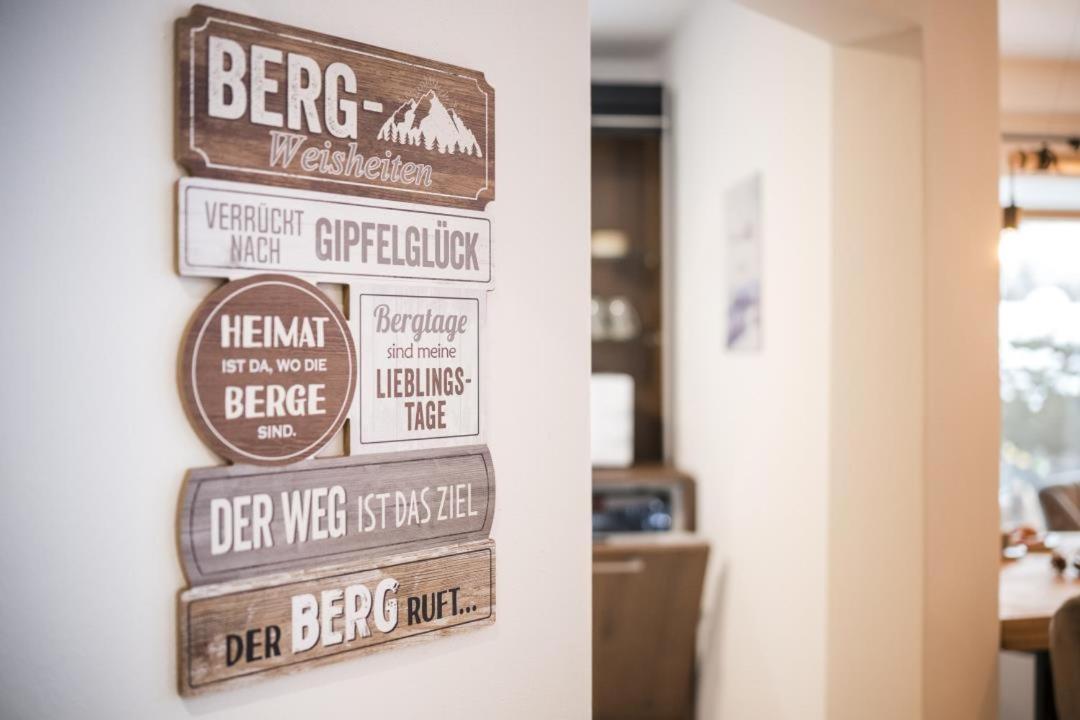 Ferienhaus Die 12 Mit 4 Schlafzimmern In Garmisch Esterno foto